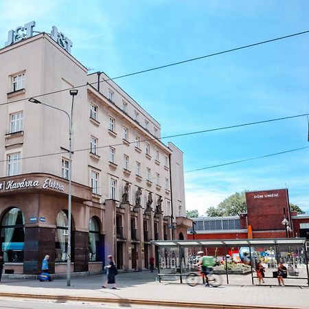 Hotel Palac Elektra ออสตราวา ภายนอก รูปภาพ